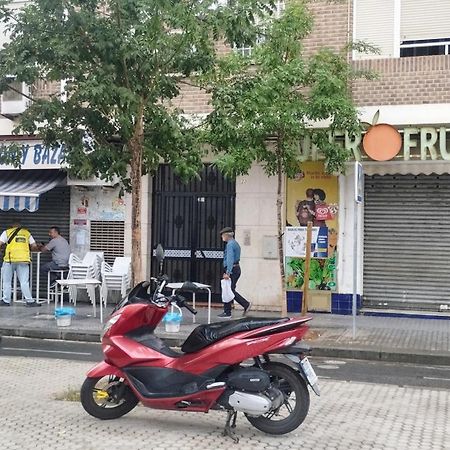 Apartamento 1 Dormitorio Y Salon Con Sofa Cama Bien Comunicado Con El Centro Sewilla Zewnętrze zdjęcie